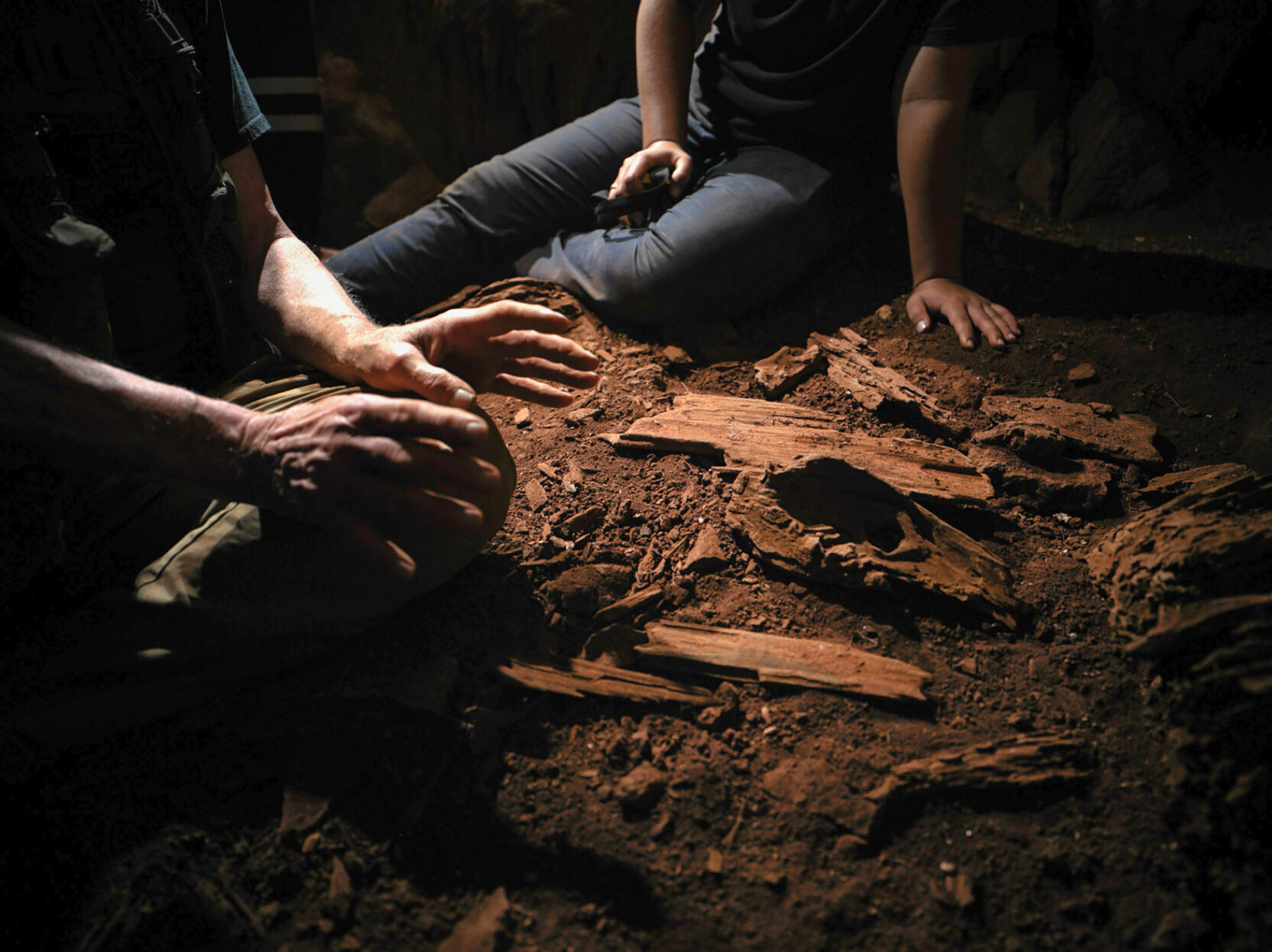 Thailand's wood coffins in caves